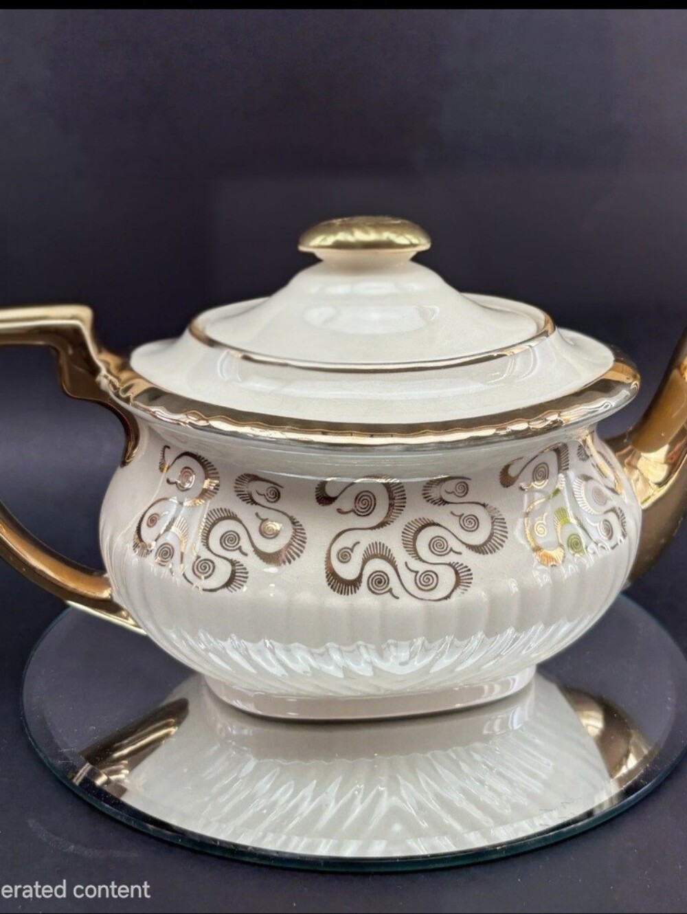 Vintage Gibson Gold Scroll Cream White 4-5 Cup Teapot Pottery Tea England